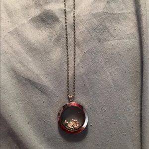 Origami owl necklace locket
